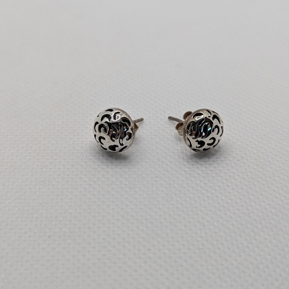 Jewelry - 925 Stud Earrings